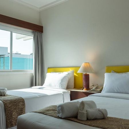 Mayflower Grand Hotel Korat Nakhonratchasima Exterior foto
